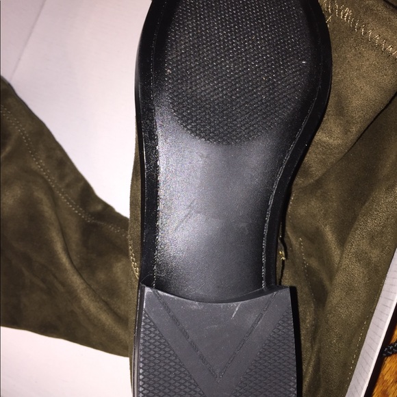 Over the knee boots - Picture 2 of 7